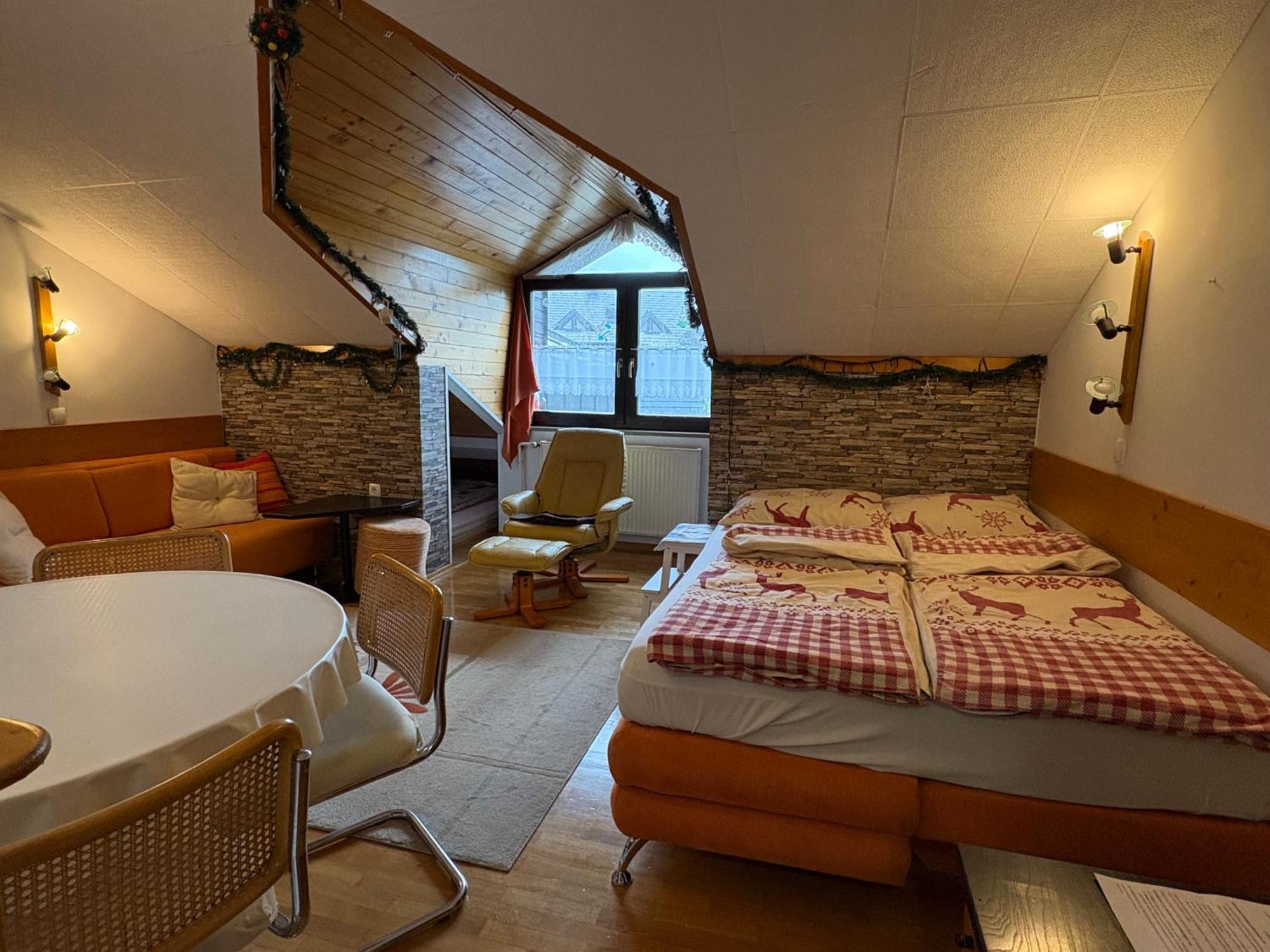 Apartma Snezko ครานสกา โกรา ภายนอก รูปภาพ